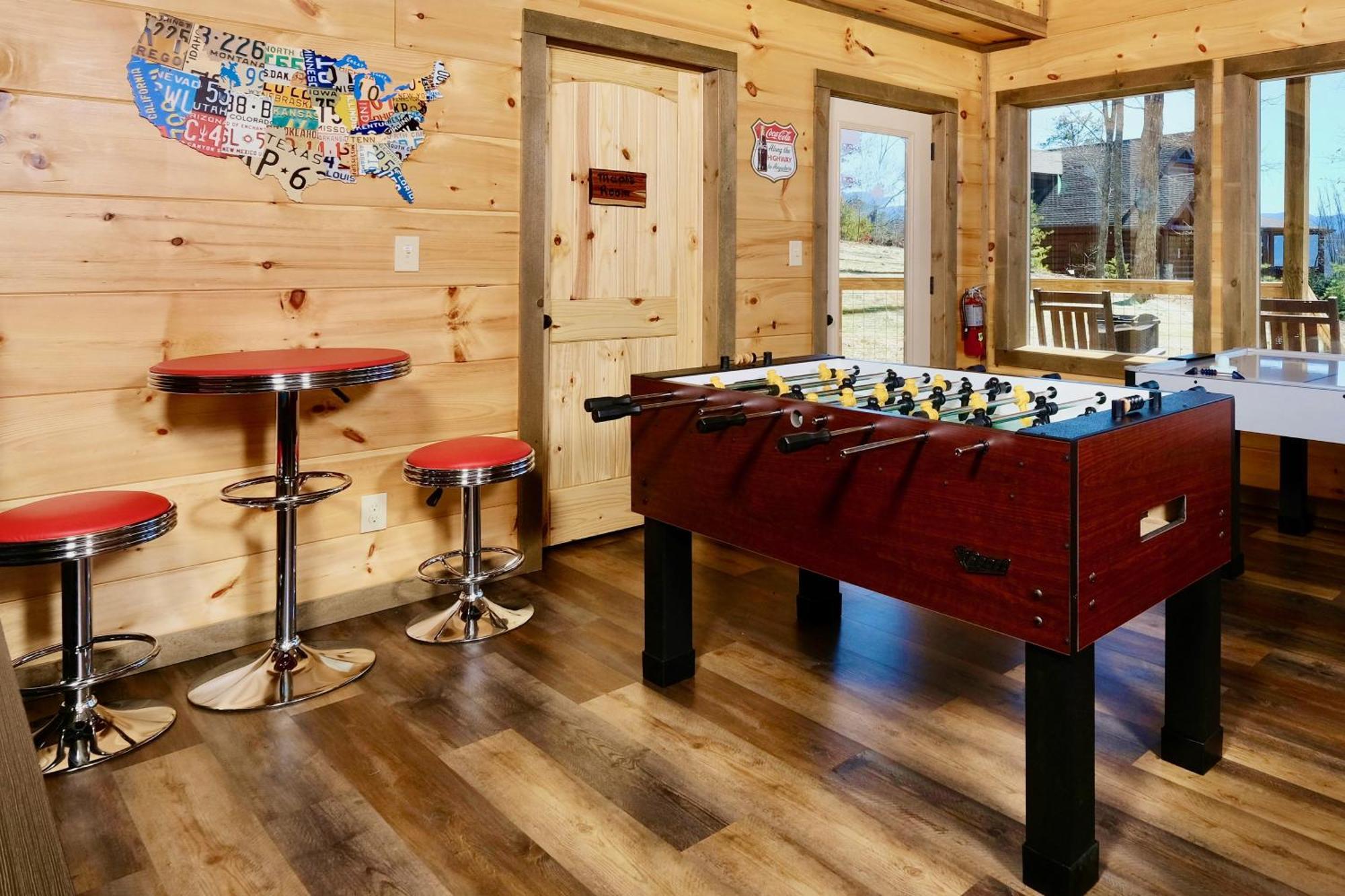 Treetop Treasure Севьервилл Экстерьер фото